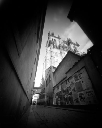 tynsky-chram-pinhole